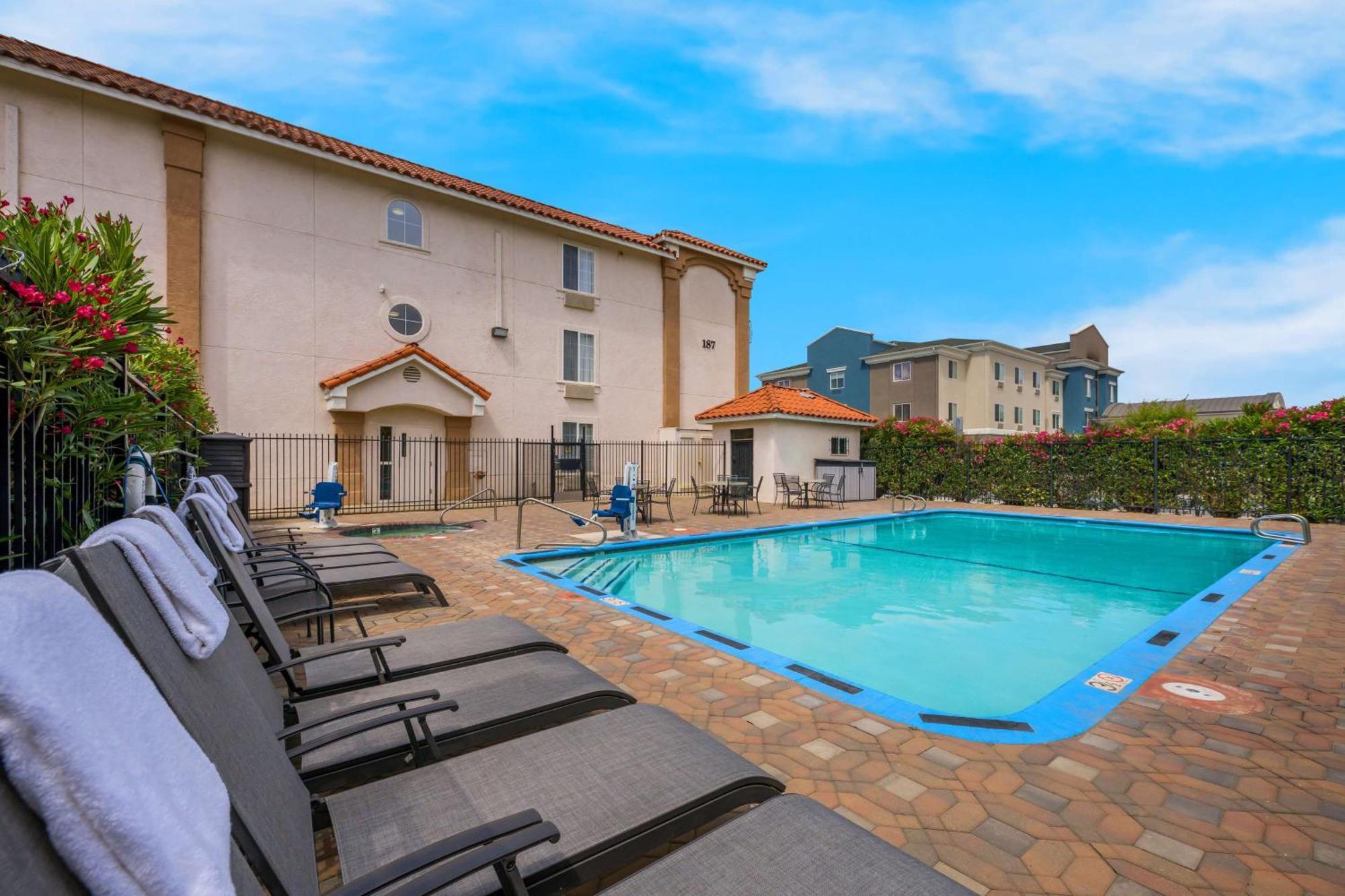 Best Western Plus Salinas Valley Inn&Suites Exterior foto